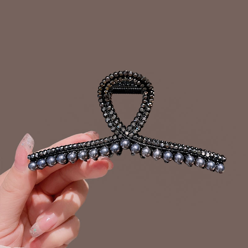 Autunno e inverno Nuovo Nero forcina per capelli da donna di alta qualità senso posteriore della testa piastra per capelli grande clip di squalo temperamento copricapo_voghion.com