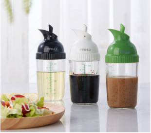 Kitchen seasoning bottle leak-proof sealed soy sauce pot vinegar bottle bag cap seasoning bottle oil bottle salad seasoning bottle spot wholesale