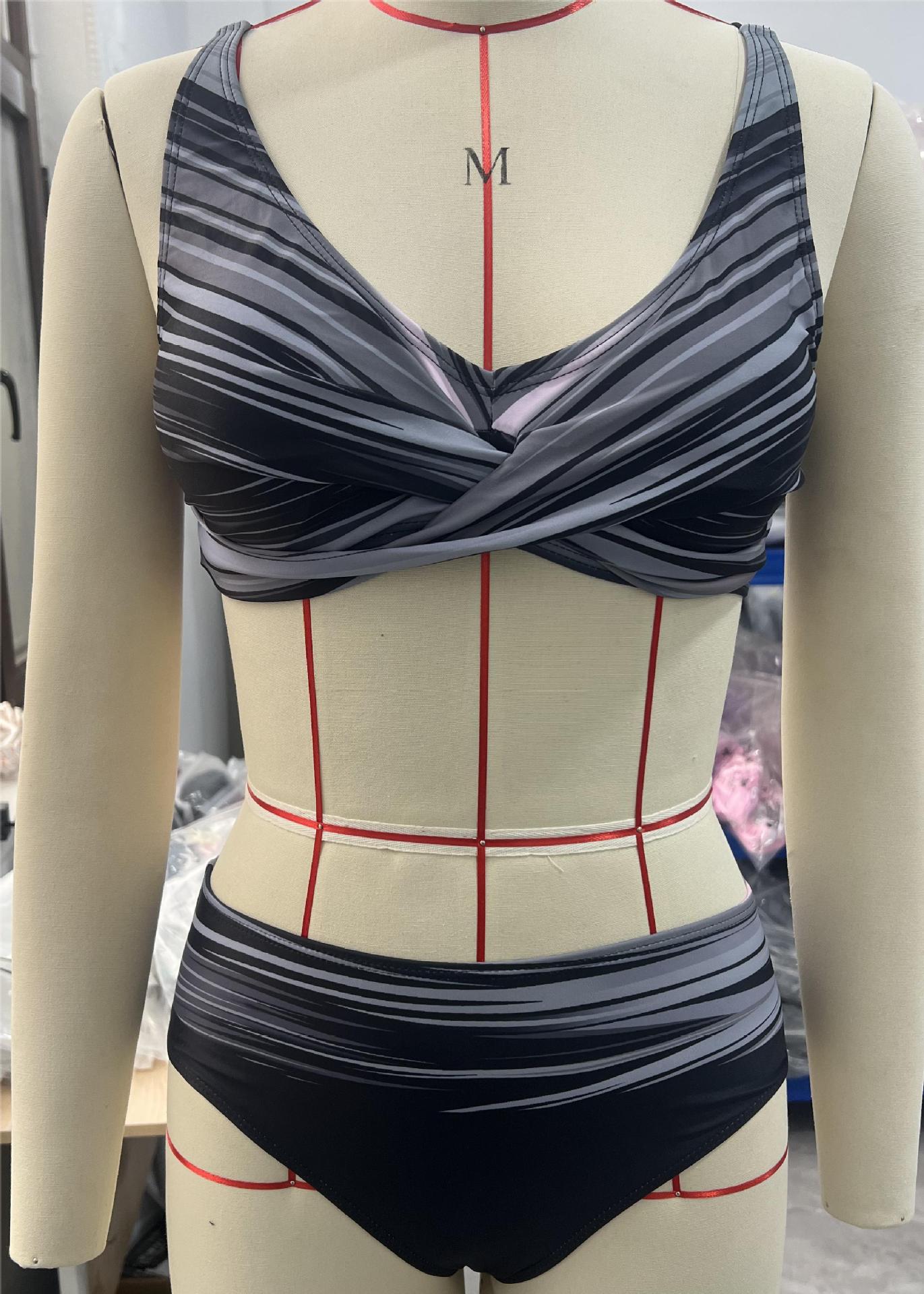 2023 Cross-border European and American Triangle Backless Swimsuit Women bikini Split Large Size Sexy Swimsuit bikini Wholesale