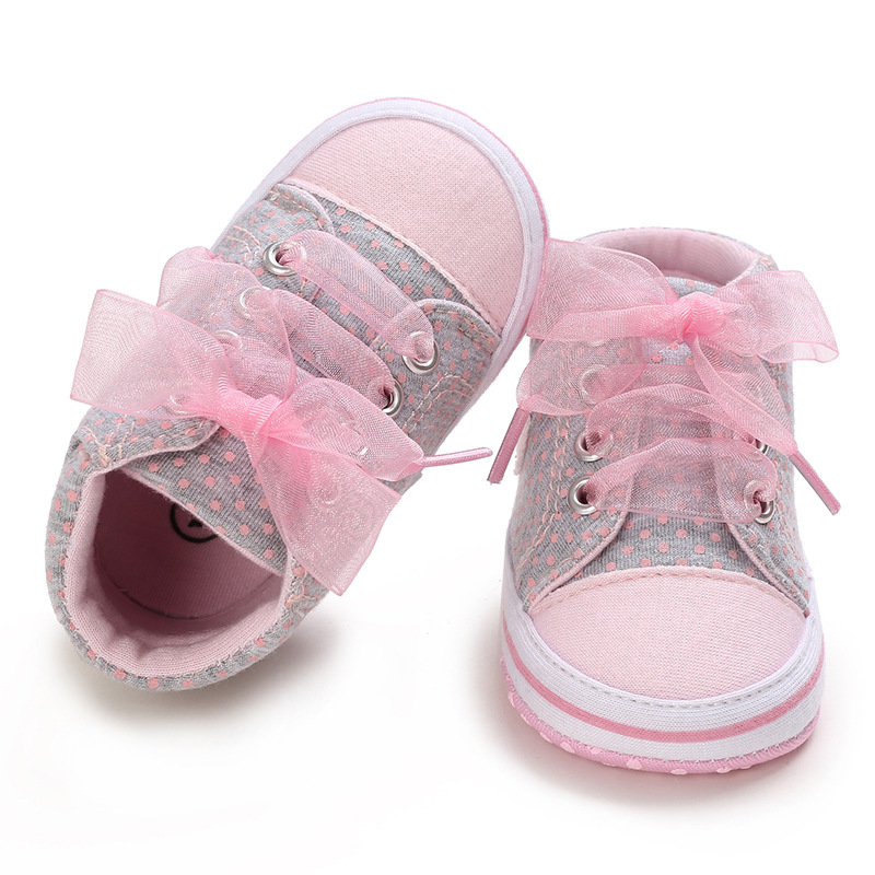 Spring and Autumn 0-1 years old baby soft bottom sneaker