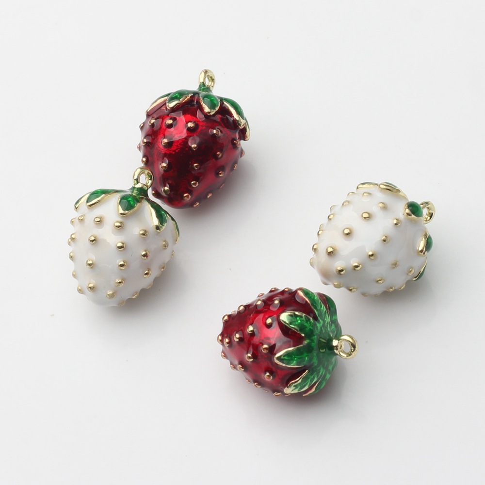 Korean version of small fresh alloy oil drop three-dimensional fruit strawberry cute small pendant diy Handmade Jewelry earrings accessories