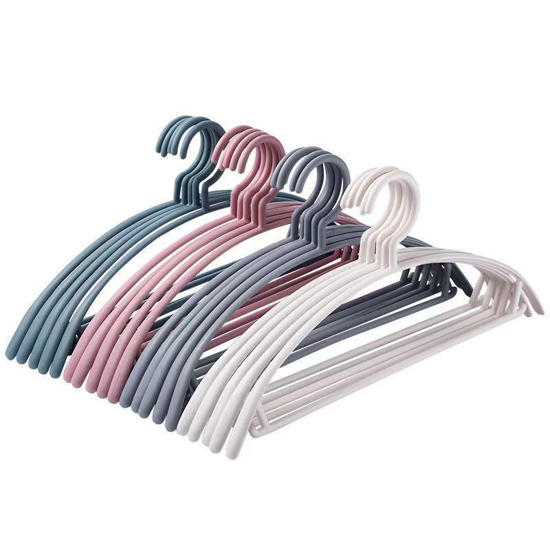 Shake the same shoulder seamless hangers wholesale home non-slip semicircle drying rack student men and women can not afford to hang clothes bag