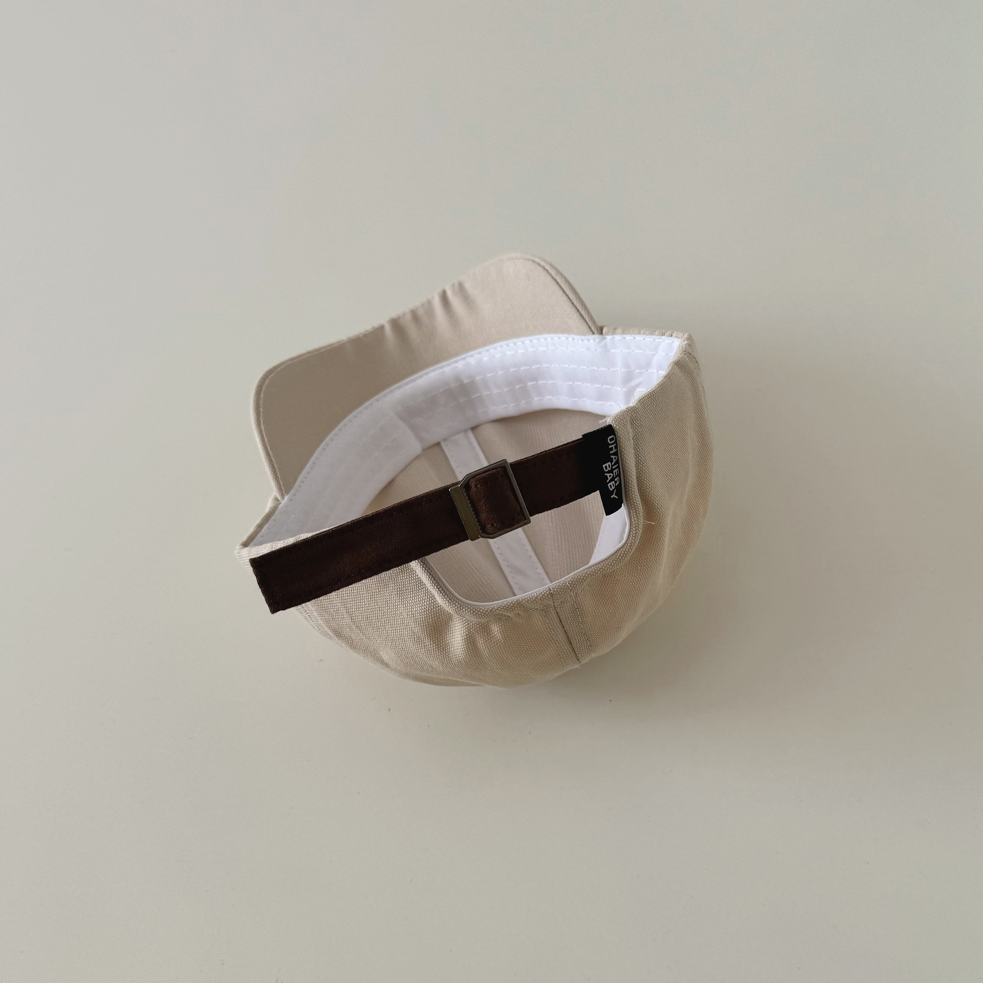 Autumn South South Korea baby hat spring 2024 new fashion solid color simple small brim children baseball cap wholesale_voghion.com