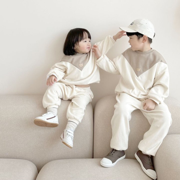 ins 春装新款韩国套装休闲洋气男女宝宝中小儿童套头衫两件套