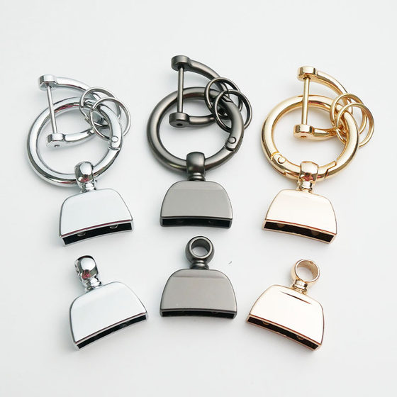 Factory Direct zinc alloy car keychain multifunctional Bell Buckle wholesale fashion brand universal hardware ornaments accessories