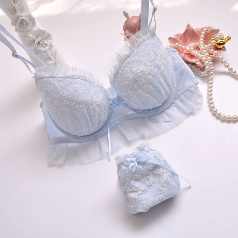 Long-term Japanese Exquisite Embroidered Thin Cup Girl's Student Cute Gathered Sexy Underwear Bra Set Large Size