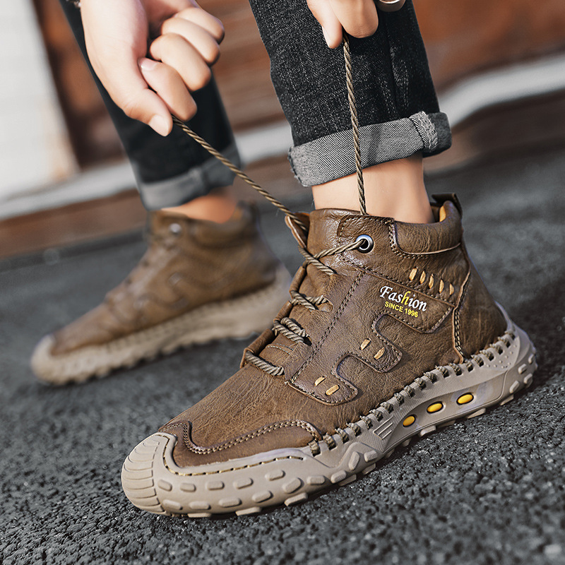 Autumn and Winter high-top casual men's shoes fleece-lined warm men's leather boots hand-stitched cross-border plus size workwear men's boots