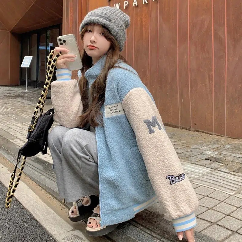 Internet celebrity lamb wool coat for women 2023 autumn and winter New thickened baseball uniform loose all-match lamb wool outer wear top