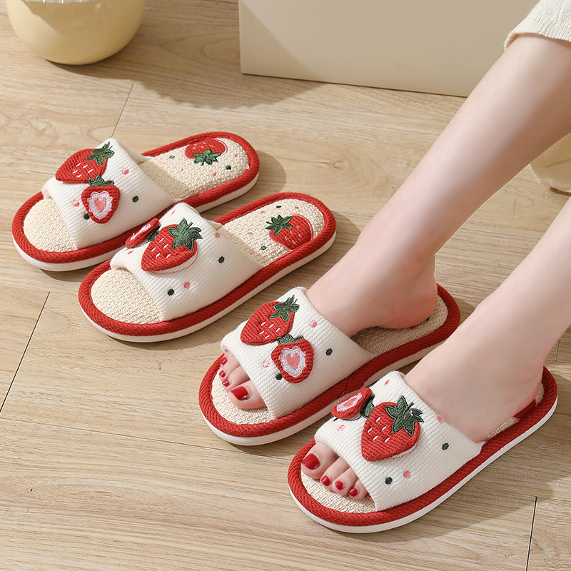 Spring and Autumn strawberry soft bottom home indoor slippers sweet girl heart flat Breathable linen cute slippers