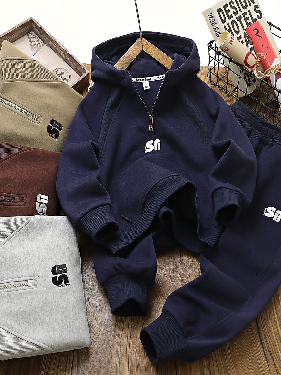 Children's Wear Boy's Autumn and Winter Wear suit 2023 New Korean Style Autumn and Winter fleece-lined Wear Two-piece Set