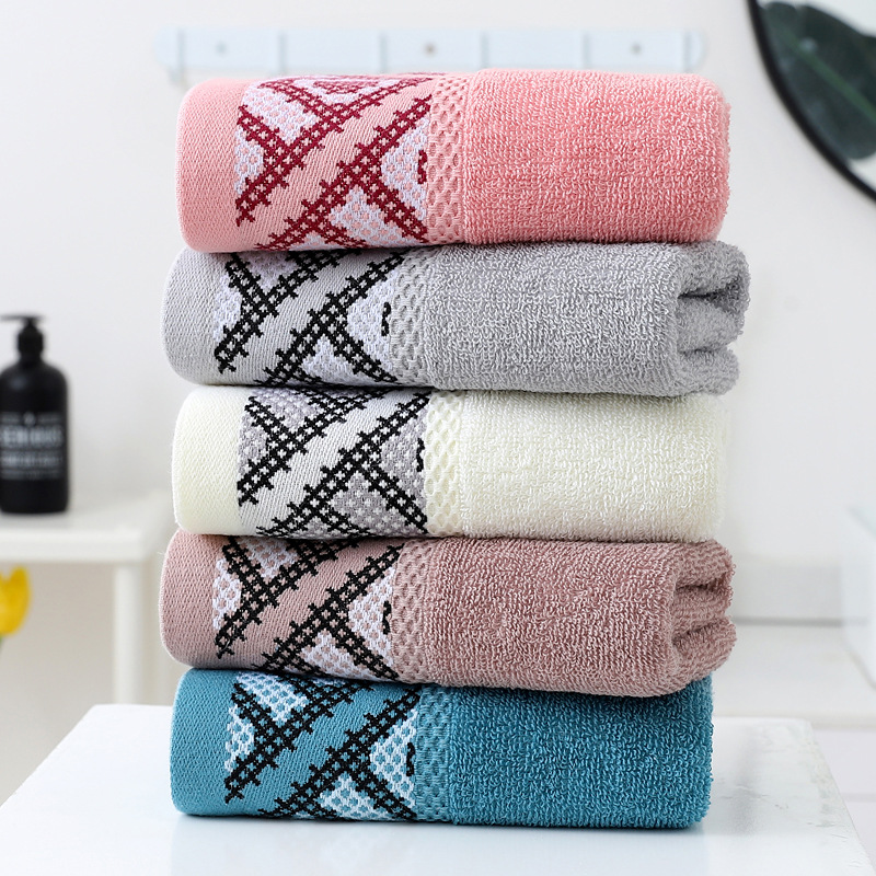 Factory supply 100 grams of plain triangle bath towel soft absorbent home daily holiday gift Hotel LOGO
