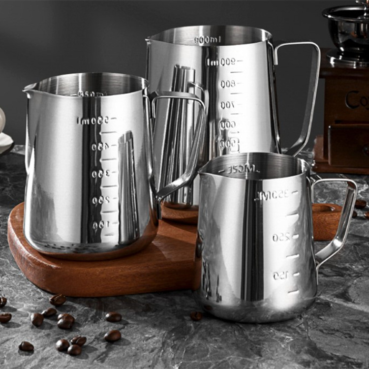 Stainless steel pointed mouth Flower Cup with lid and scale measuring cup coffee flower pot milk brewing cup coffee pot