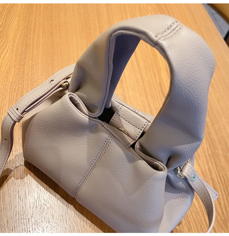 Marchio di nicchia francese 2021 Nuovo arrivo Borsa per il pranzo in tinta unita abbinata Borsa a tracolla alla moda europea e americana per le donne_voghion.com