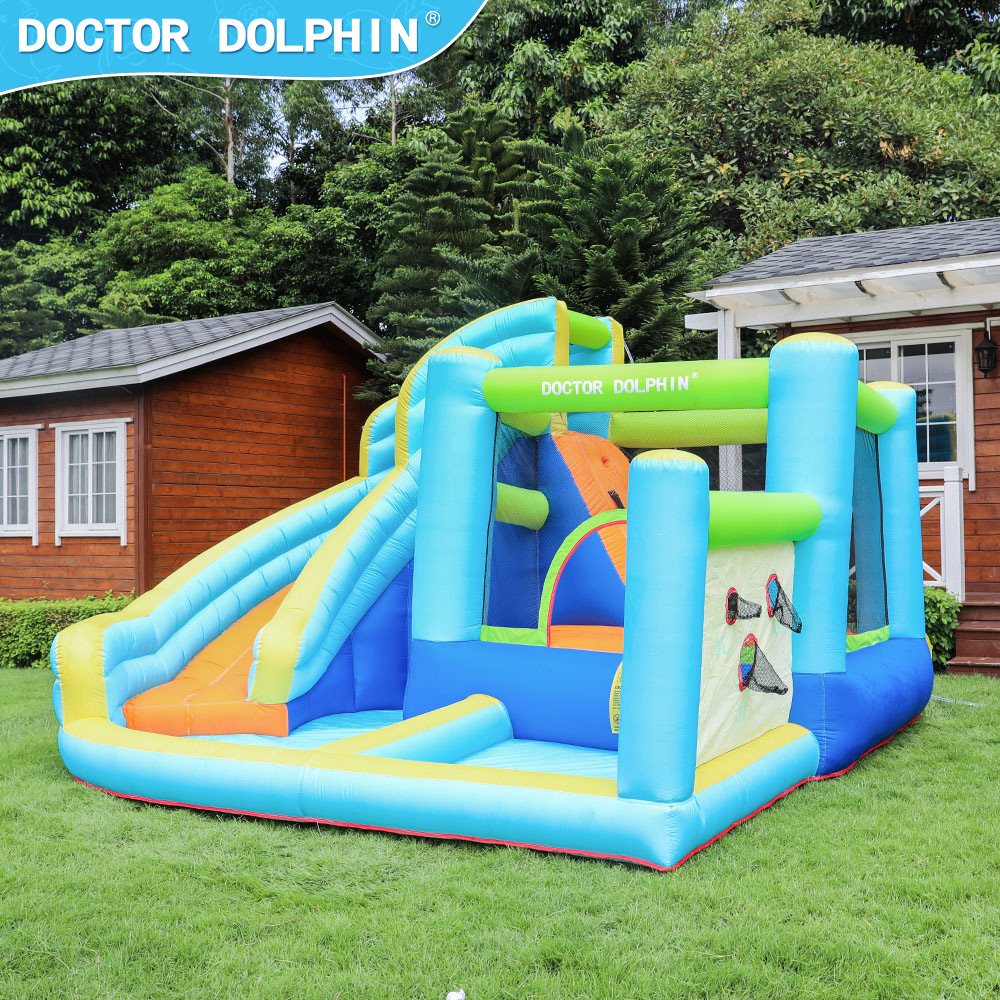 Doctor Dolphin household inflatable castle inflatable water spray Trampoline children's wave pool indoor and outdoor small Castle trampoline