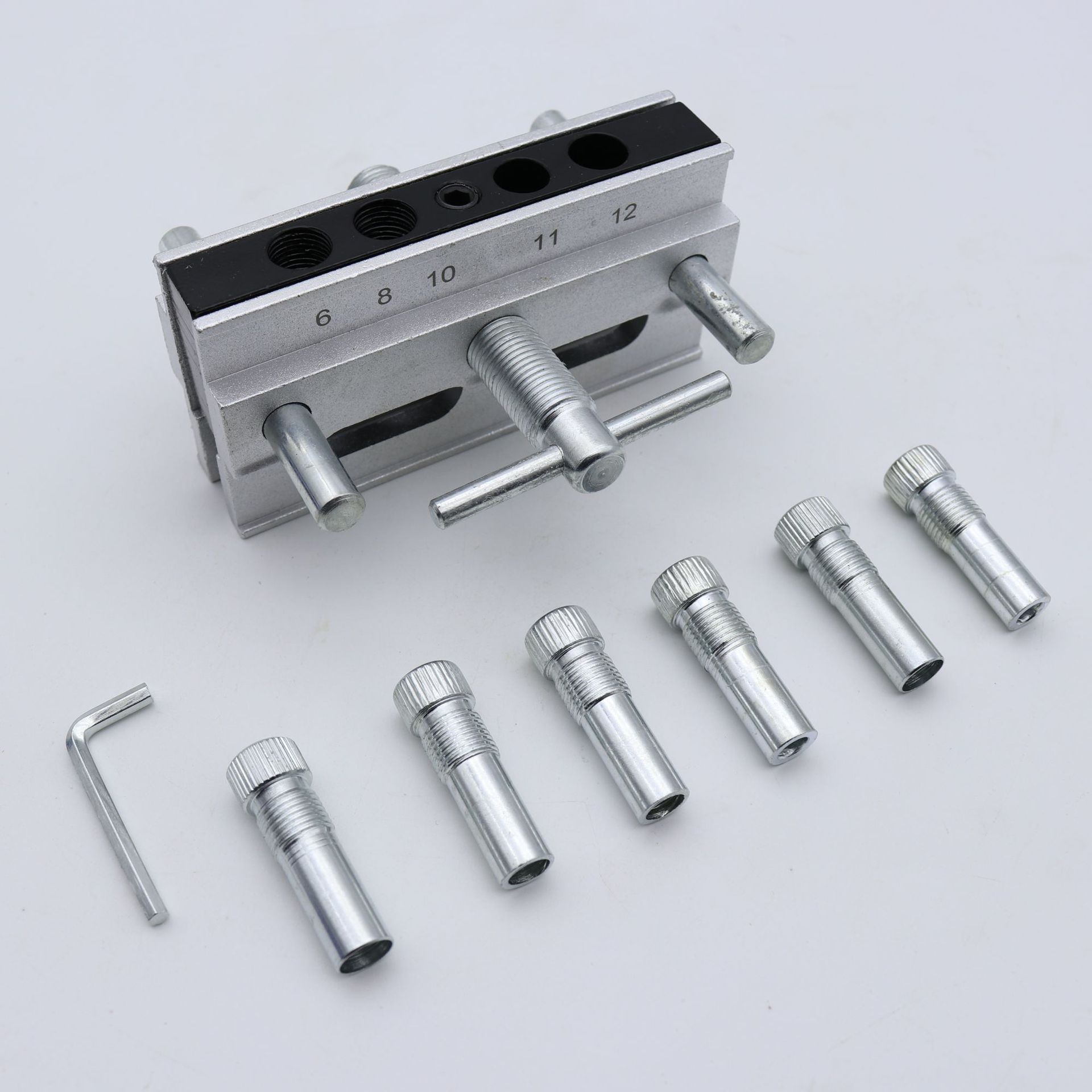 Woodworking straight hole locator straight hole drilling drilling locator pin hole furniture DIY log dowel tool