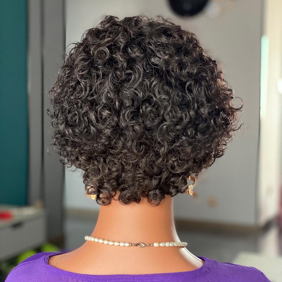 Krøllete pixie cut blondeparykk med ekte hår, Xuchang blondeparykk, kort hodeplagg_voghion.com