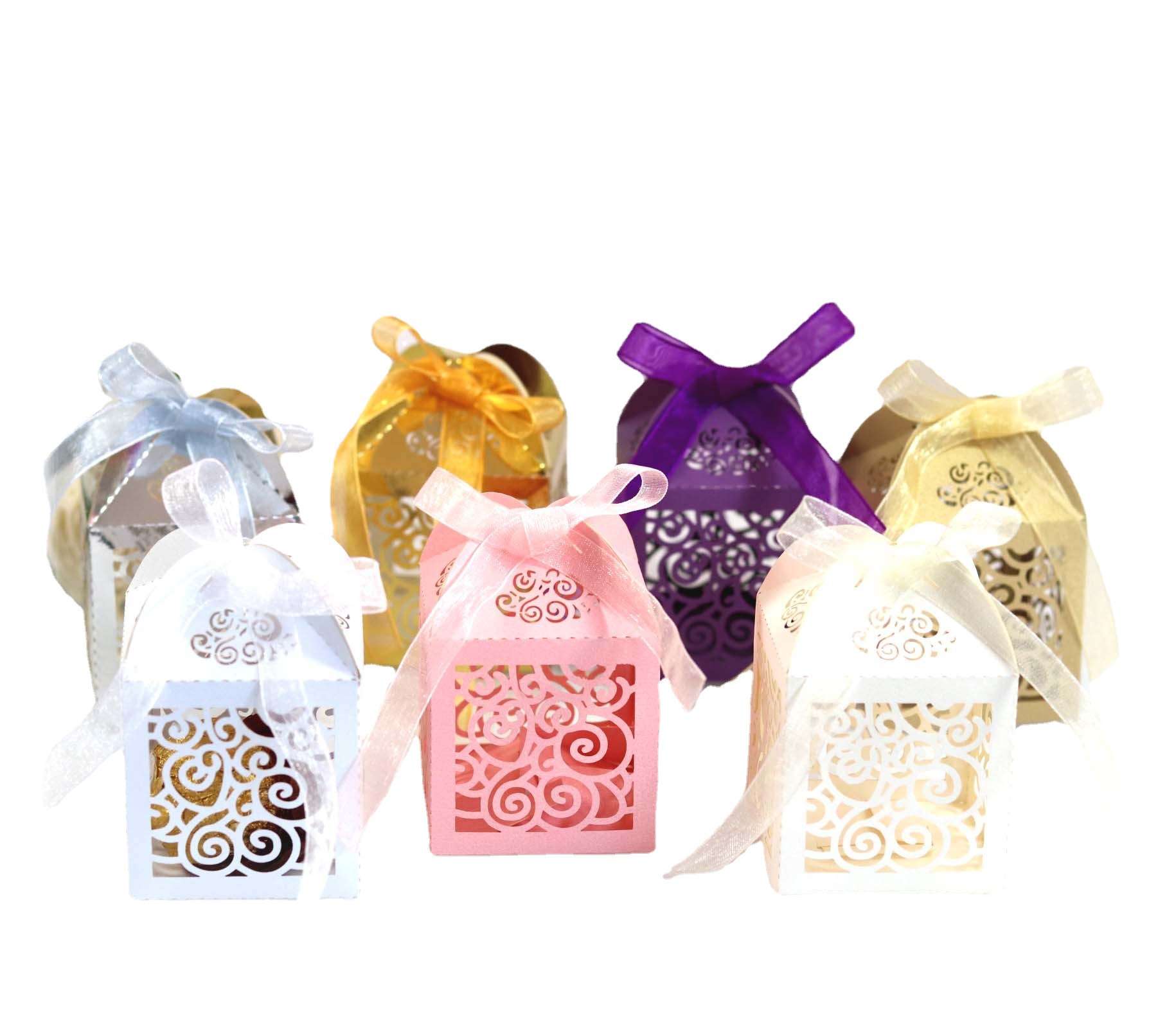 Wedding wedding candy box hollow European style candy box pink Xiangyun carton Zhejiang wholesale