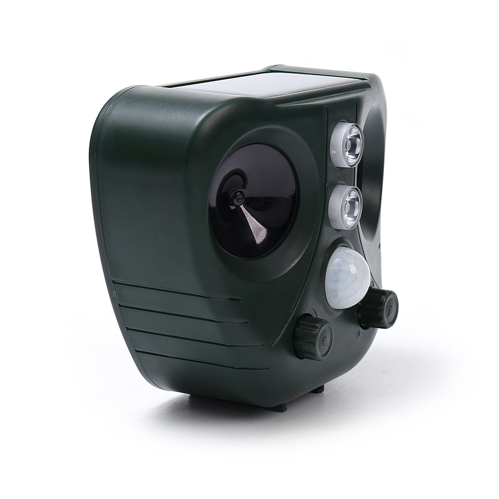 Factory solar bird repellent ultrasonic flash dog repellent cat repellent ultrasonic solar animal repellent