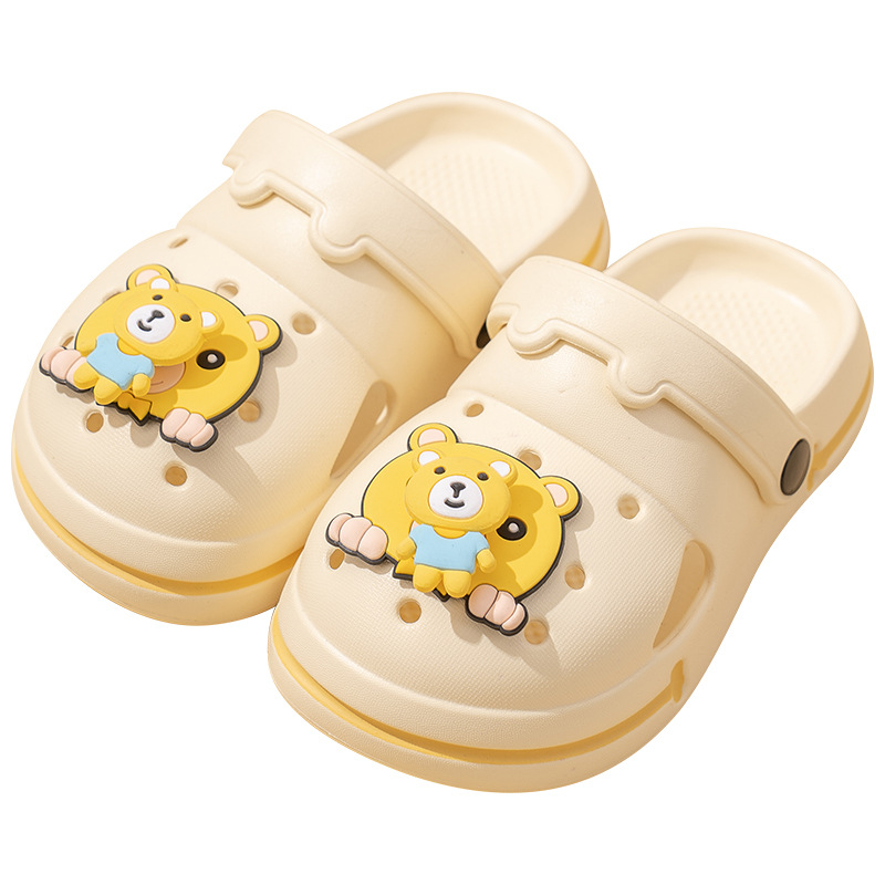 Summer children's slippers wholesale slippers boys and girls bathroom non-slip baby hole shoes children cartoon cute