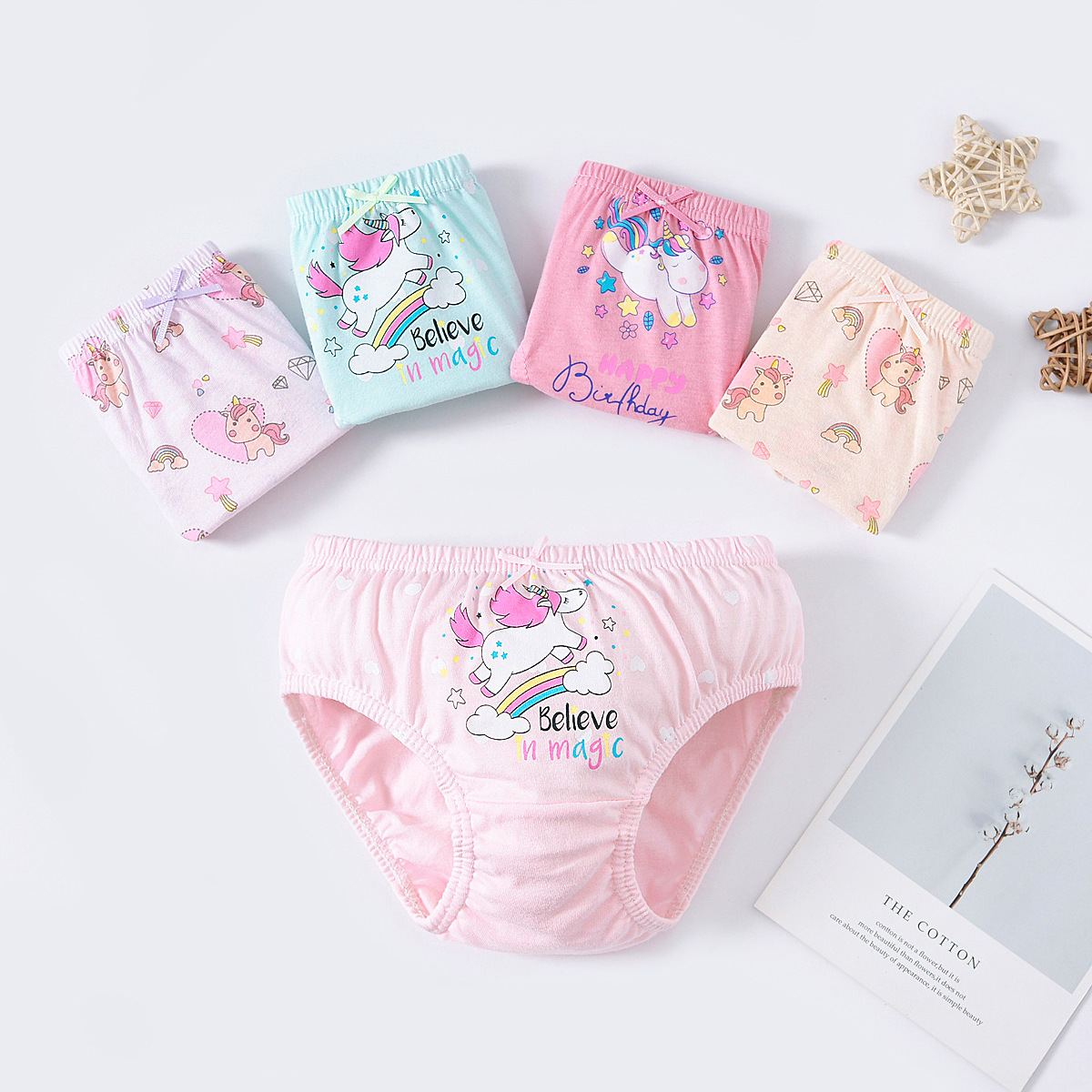 2023 Korean version of A new class children's underwear cartoon girls cotton briefs cotton shorts manufacturers A generation of hair