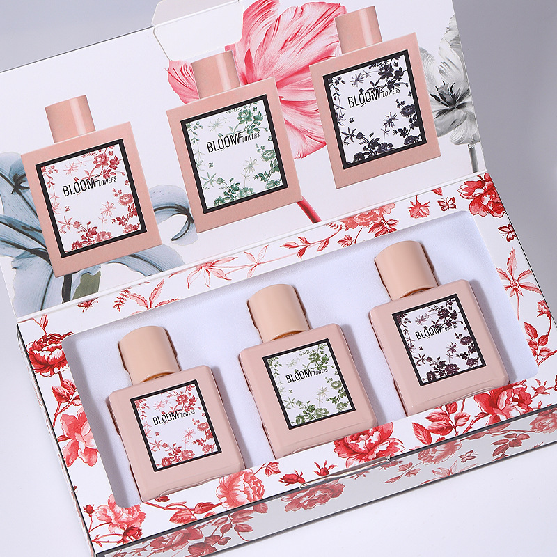 Cross-border Explosions Men's Cologne Set Lasting Fragrance Small Town Yixiang Vietnam Women's Perfume Gift Box Wholesale