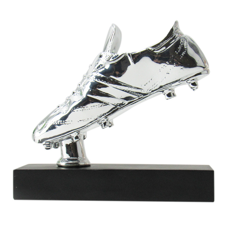 Golden Boot award trophy football World Cup fans souvenir shooter goalkeeper games awards must-have good things