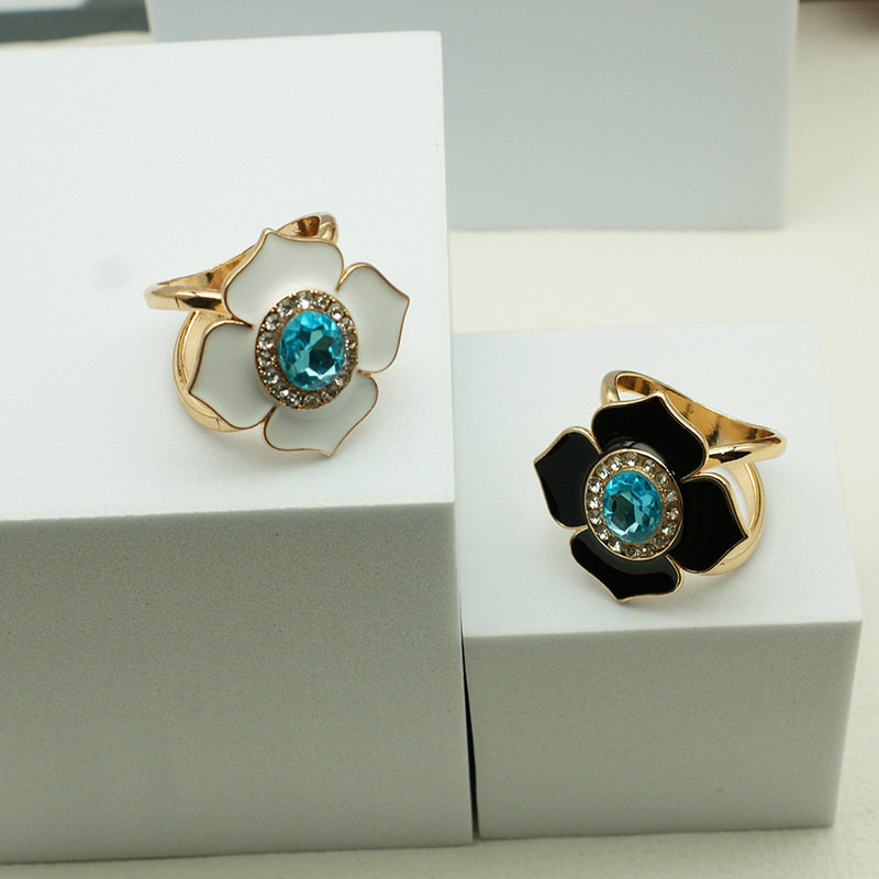 Retro Chanel style blue crystal scarf buckle multi-functional jewelry flower decorative scarf shawl hair band fixed buckle