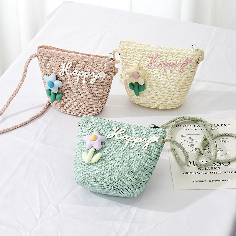Mini straw bag children's bag cute girl messenger bag fashion Happy small flower small bag shoulder bag baby fashion