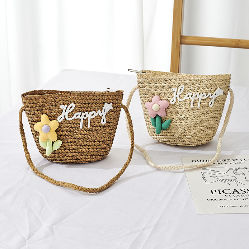 Mini straw bag children's bag cute girl messenger bag fashion Happy small flower small bag shoulder bag baby fashion