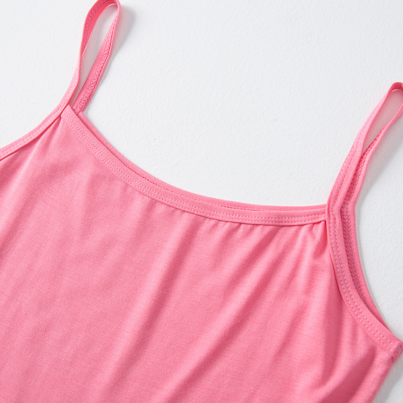 The new ladies modal camisole with thin black and white students can wear bottoming shirt generation wholesale