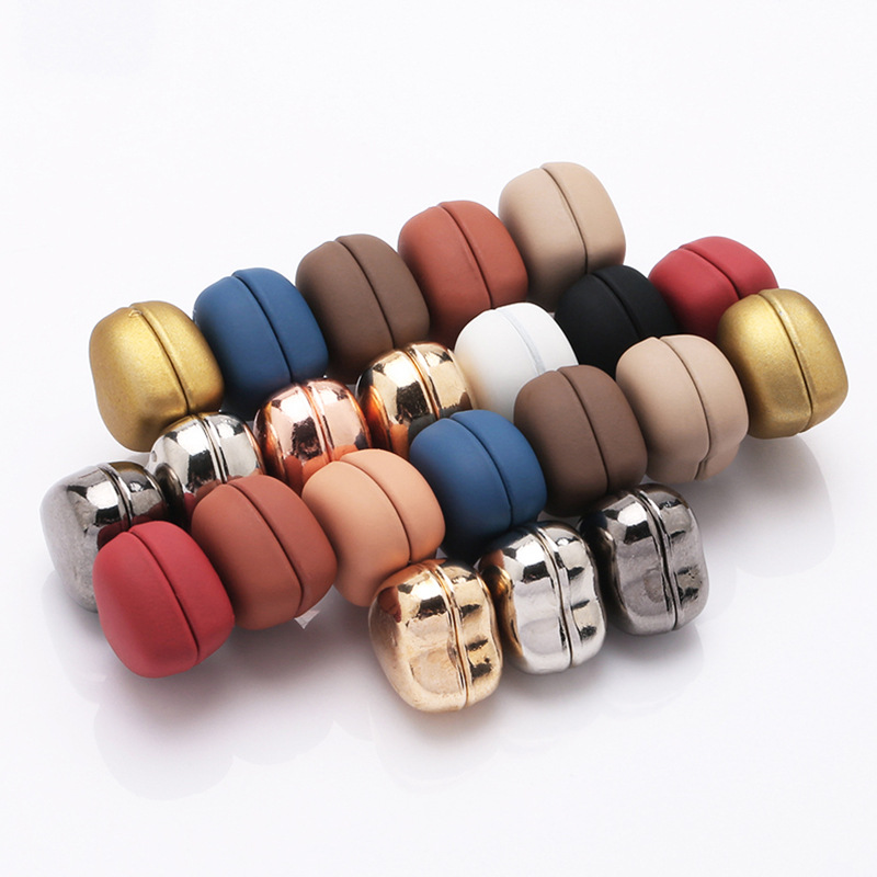 Cross-border Love Magnetic Buckle Tape Scarf Strong and Traceless Fixed Silk Towel Buckle Shawl Nape Anti-light Magnetic Buckle
