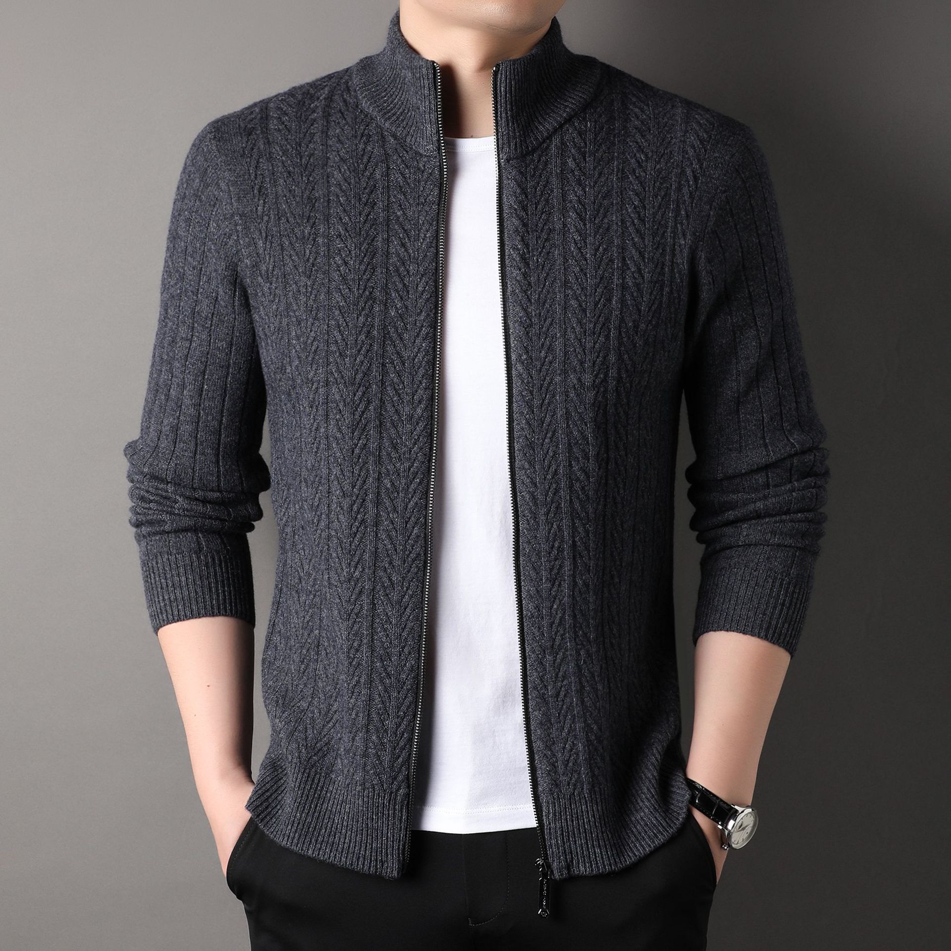 2023 autumn and winter New pure woolen sweater zipper cardigan coat thickened warm solid color knitted sweater men's coat