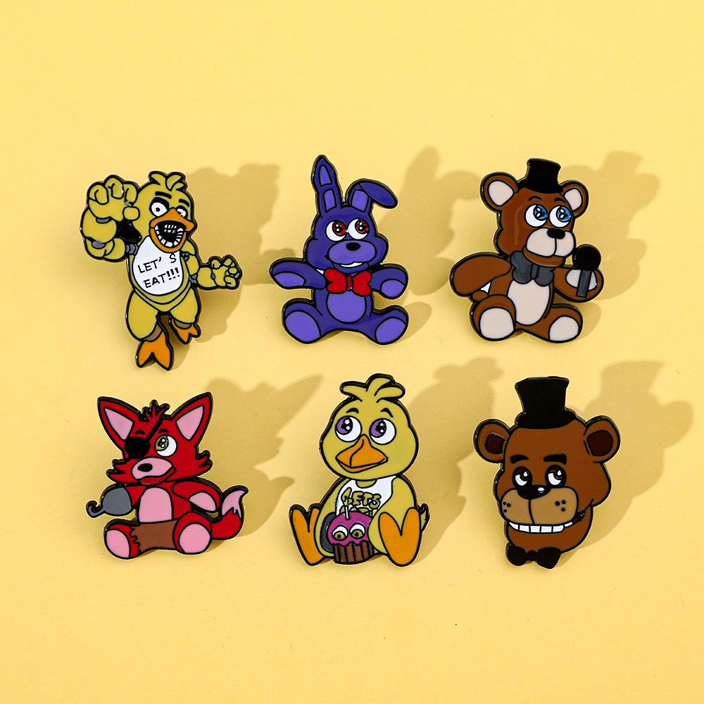 European and American cartoon horror adventure thriller game character peripheral metal badge toy bear brooch alloy accessories