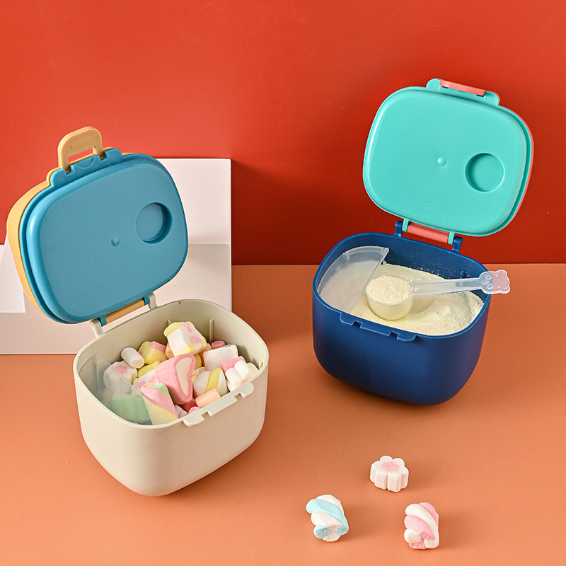 Baby milk powder box portable outdoor sealed moisture-proof sub-packing box storage tank complementary food rice powder boxed milk powder compartment