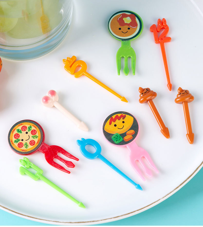 Japanese Household Cartoon Fruit Fork Creative Children's Animal Cute Plastic Fruit Fork Set Bento Sign