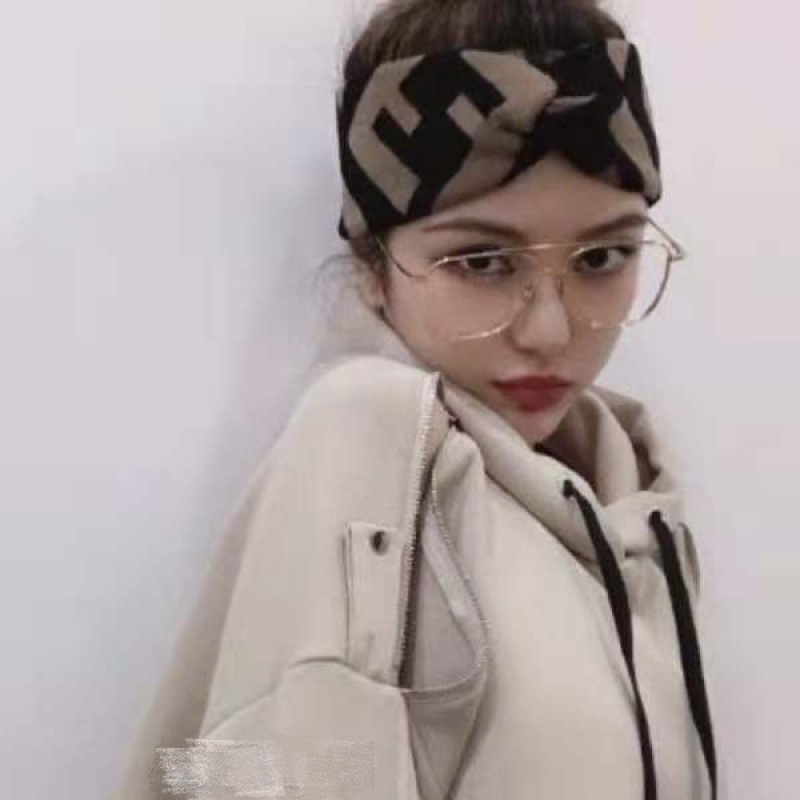 周揚青同款雙F髮帶女ins網紅韓國針織寬邊秋冬港風毛線復古包頭巾