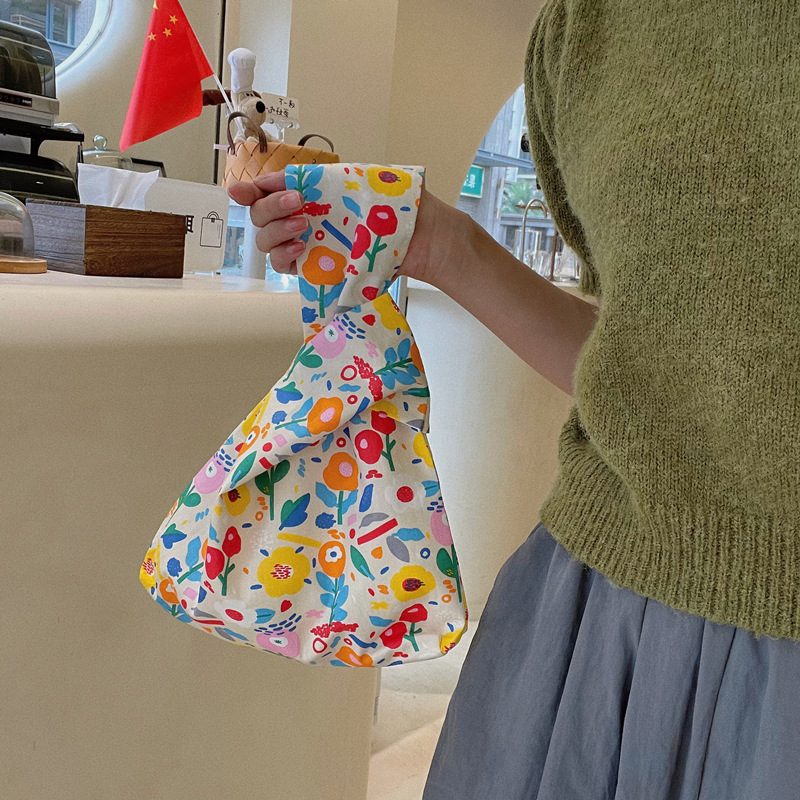 Small fresh change wrist bag ins same style women's bag pure cotton canvas floral vintage flower walking bag cute
