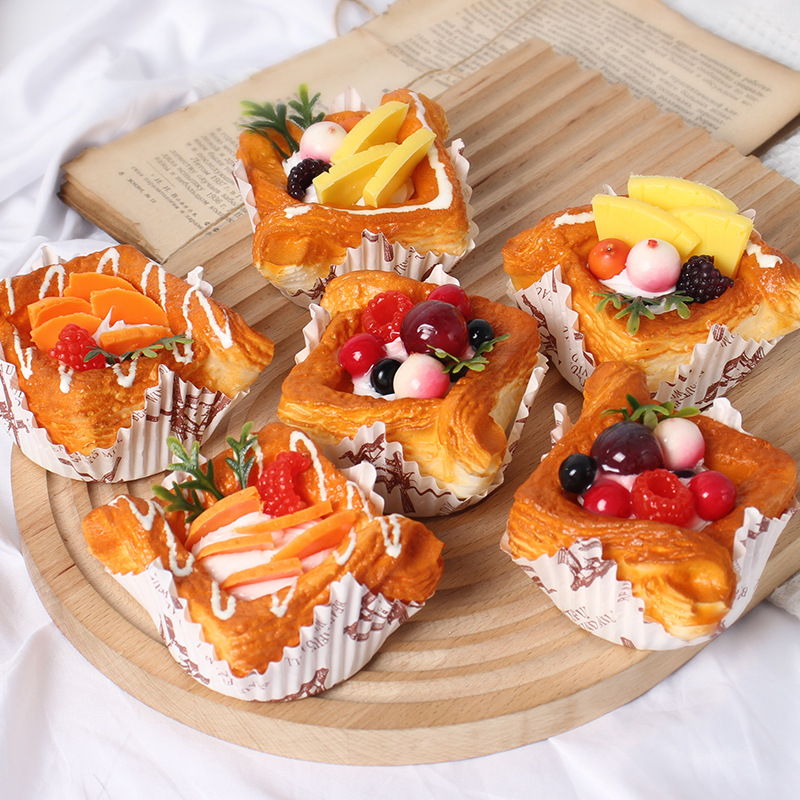 Simulation fruit paper cup cake model simulation small square bread fake cake dessert table decoration photo props