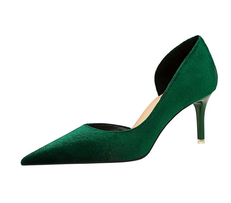 Women's shoes with fine heels, shallow heels and pointed side hollowed out west velvet shoes_voghion.com