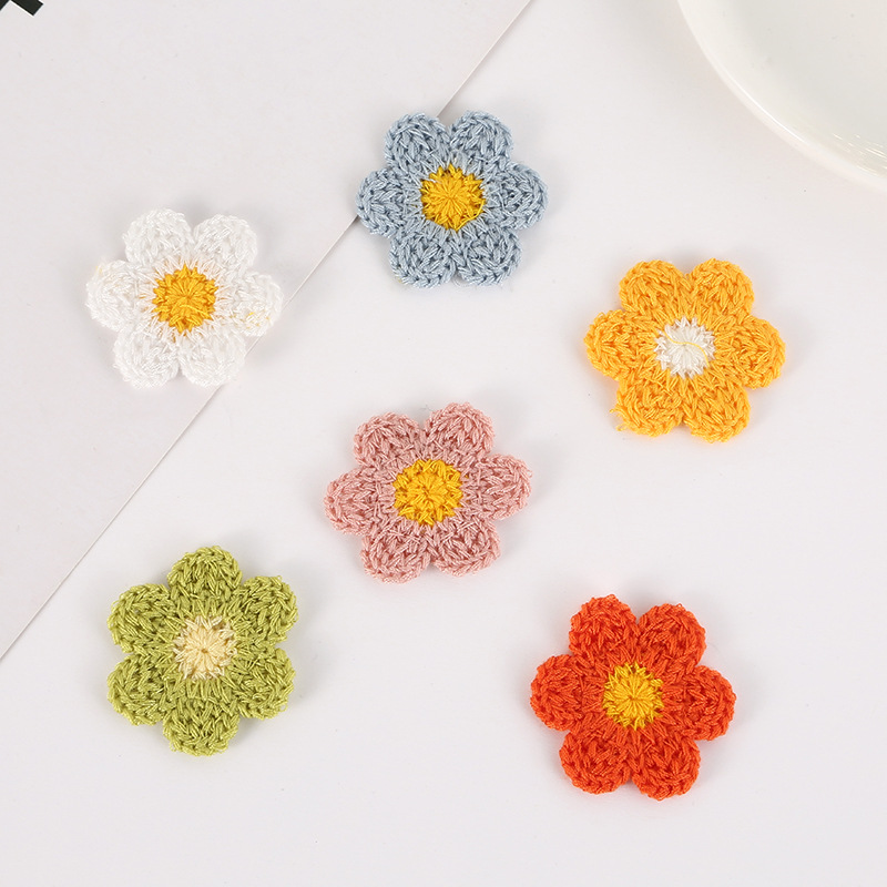 Cute Smiley Expression Plush Hair Accessories diy Flower Cloth Stickers Accessories Daisy Bag Decoration Accessories