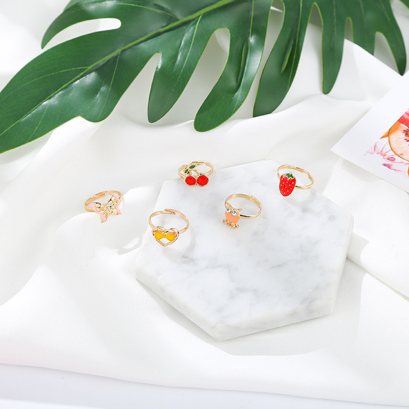 Детское кольцо Студенческая коробка любви Rhinestone 36 Смешанный мультфильм Костюм Корейские взрывы Регулируемое кольцо принцессы