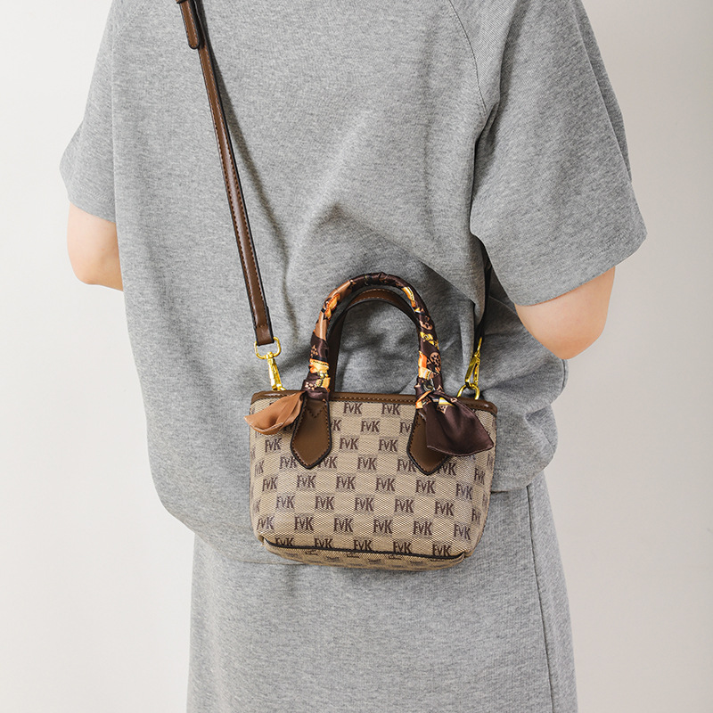High-end Women's Bag 2023 New Fashion Printed Small Handbag Tote Bag All-match Casual Shoulder Crossbody Bag