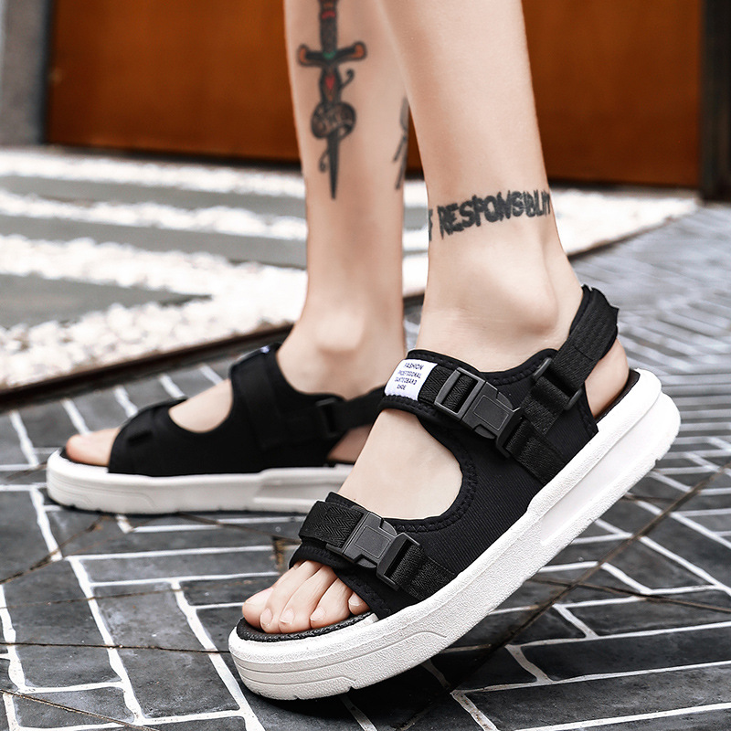 2022 summer new men's sandals Korean fashion fashion outdoor leisure sports beach shoes couple sandals