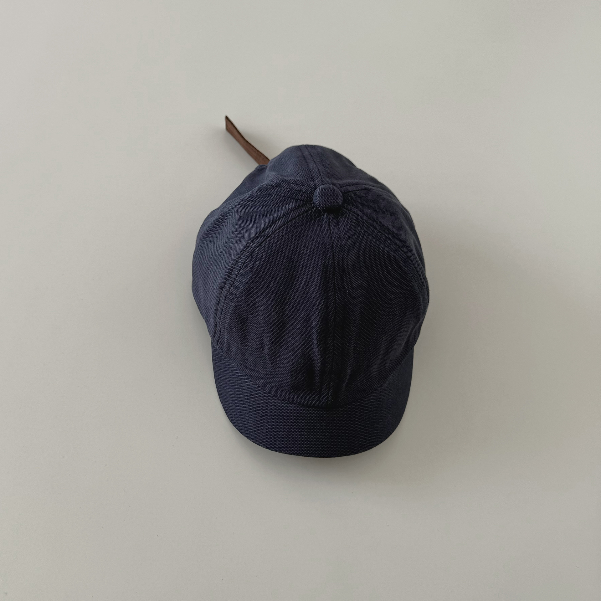 Autumn South South Korea baby hat spring 2024 new fashion solid color simple small brim children baseball cap wholesale_voghion.com