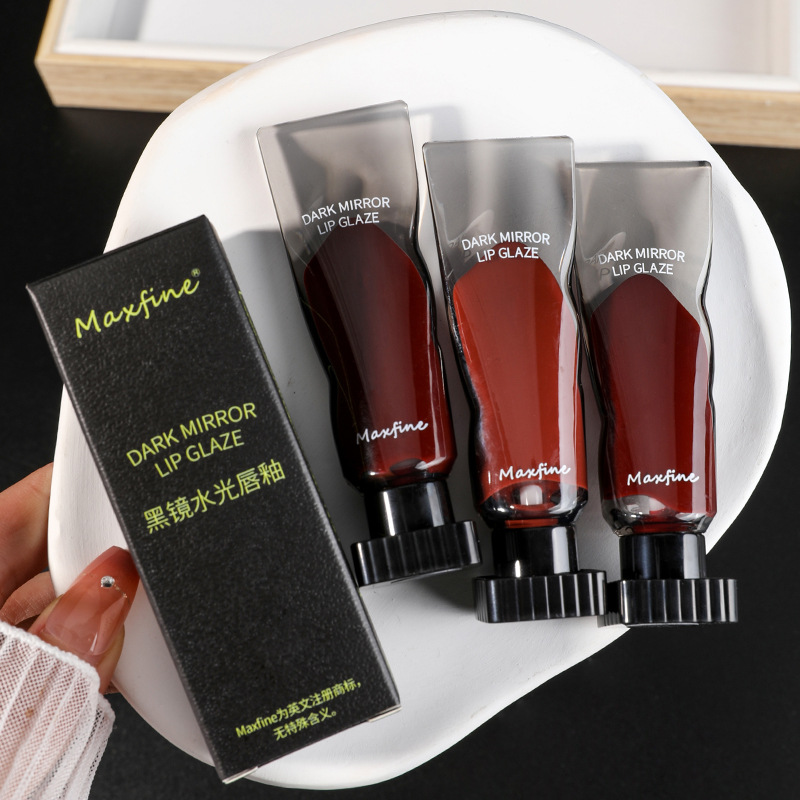 Maxfine Black Mirror glossy lip glaze moisturizing cheap lipstick lip gloss easy to color mirror Lip Glaze beauty wholesale