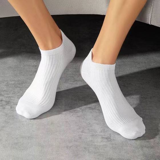 Socks men and women black and white solid color deodorant sweat-absorbent socks shallow mouth low side breathable white socks
