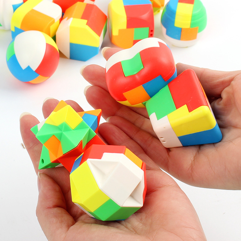 Kongming lock Luban lock full set of children's beneficial intelligence toys assembled ball Primary School students brain disassembly unlock buckle wholesale