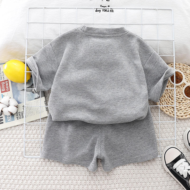 Design sense trend children's summer casual Korean version of loose baby cotton comfortable T-shirt suit source manufacturers wholesale