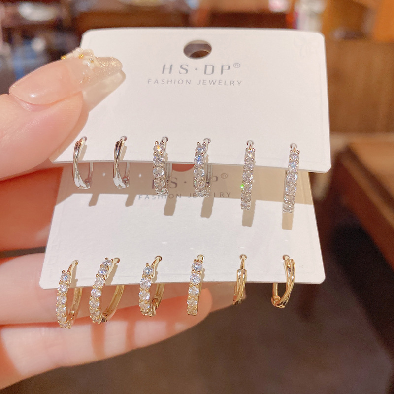 Summer Simple Small Zircon Ear Buckle suit Earrings 2022 New Fashionable Light Luxury Niche High-end Earrings for Women