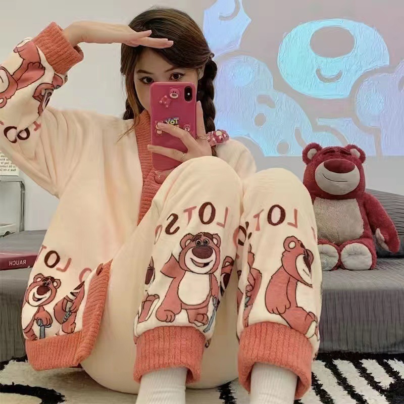 クロミパジャマ女性冬のサンゴのベルベットは、漫画のかわいいフランネルの秋冬の新しい家庭服を厚くすることができます|undefined